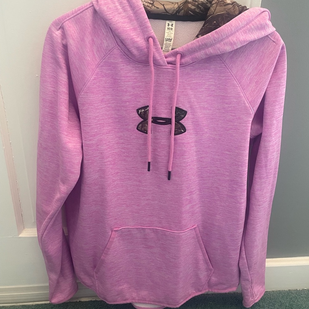 Womens UA Under Armour Cold Gear Loose Realtree Pink Hoodie Camo size L Large.